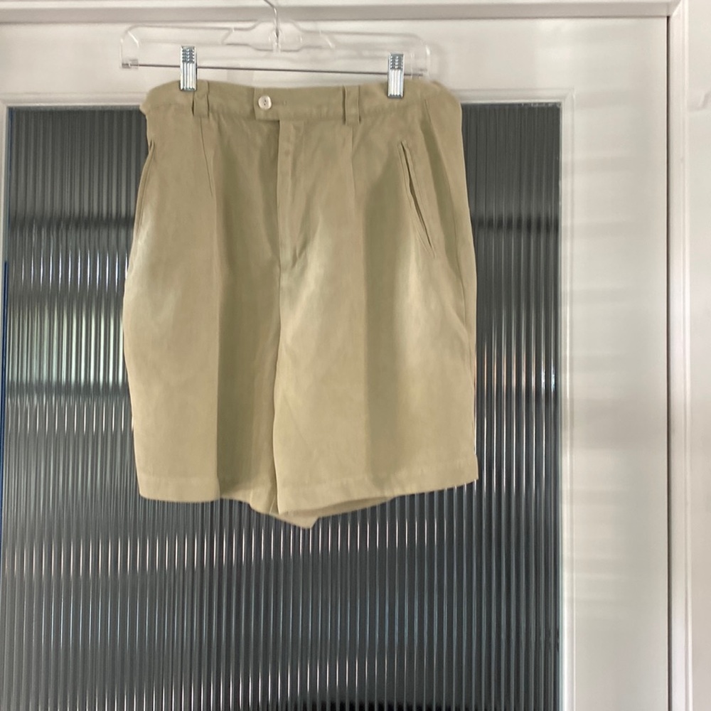 Tommy Bahama Bermuda shorts
